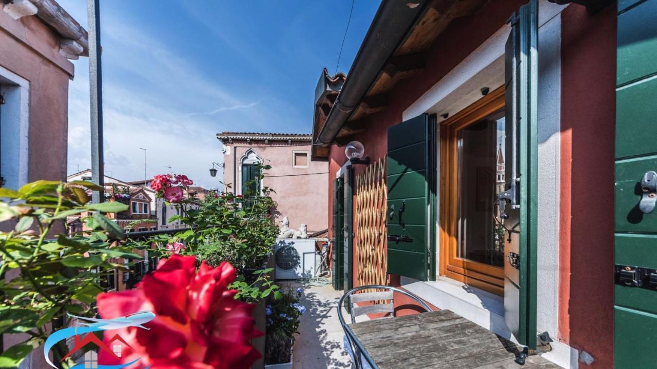 Au Nom de la Rose Veneza Exterior foto